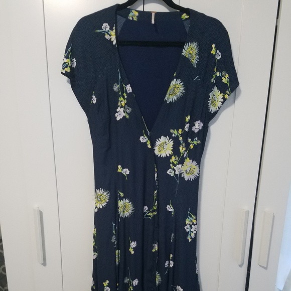 Free People Dresses & Skirts - Free People Floral long Dress Large, L